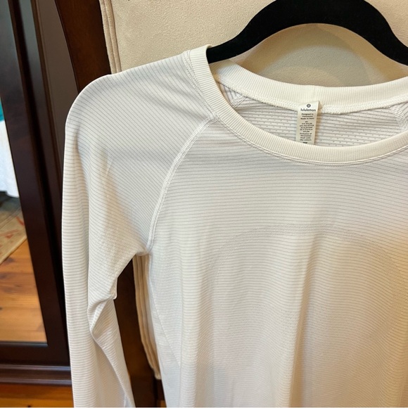 Lululemon Swiftly Tech Long Sleeve Crew 2.0 - Picture 3 of 7